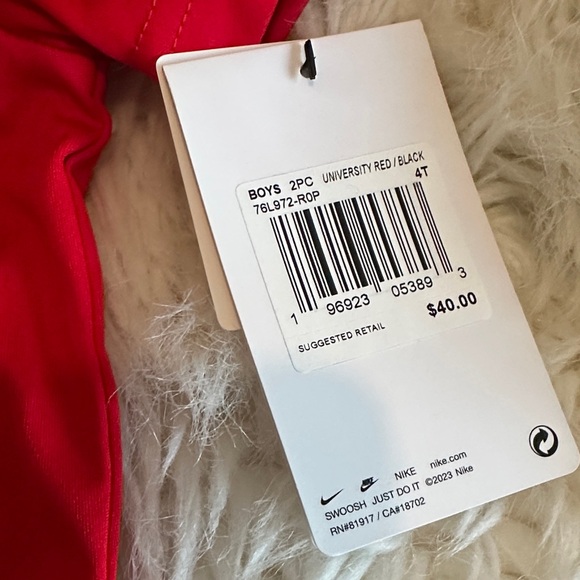 Nike Red Polo and Black Shorts Combo - Picture 4 of 7